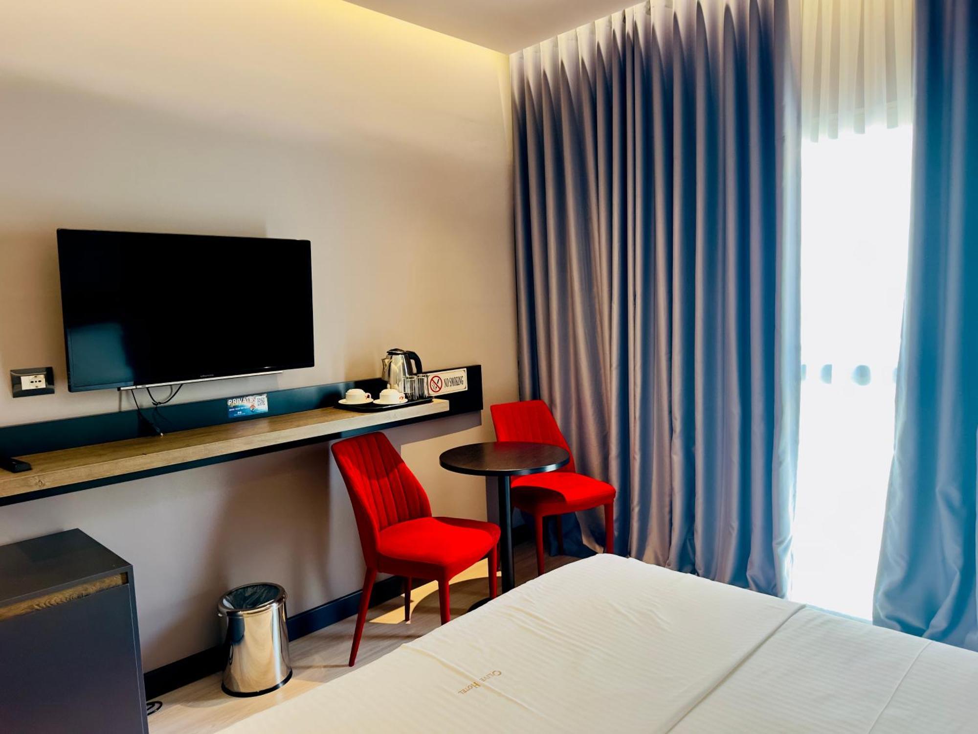 Hotel Olive Влёра Экстерьер фото