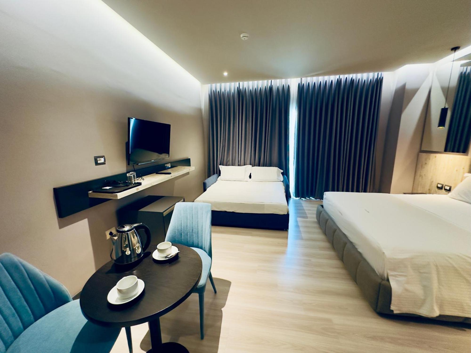 Hotel Olive Влёра Экстерьер фото